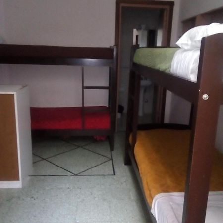 Hostel Urbano Мар-дель-Плата Екстер'єр фото